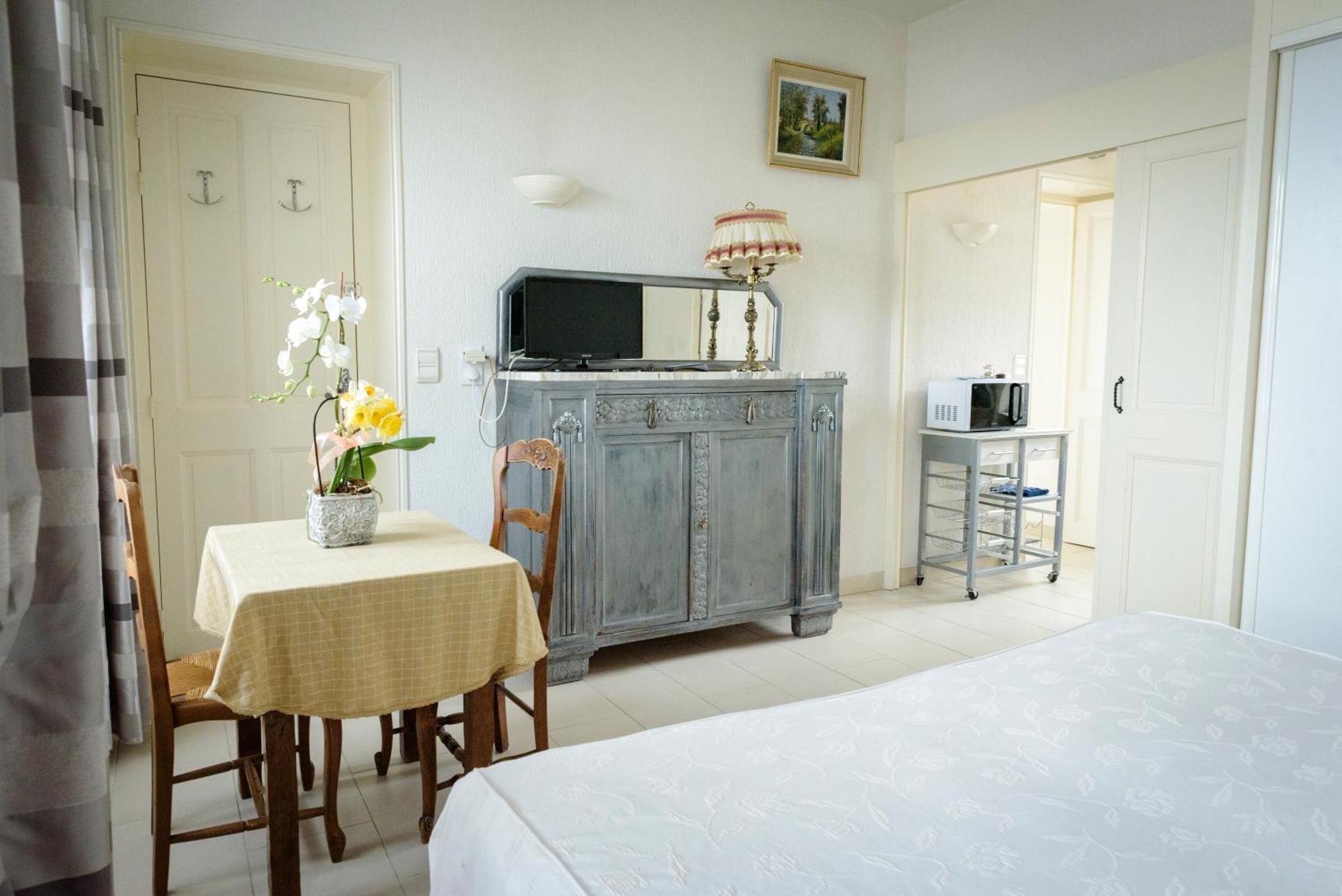 Maison Studios & Appartements Les 4 Vents Luc-sur-Mer Dış mekan fotoğraf